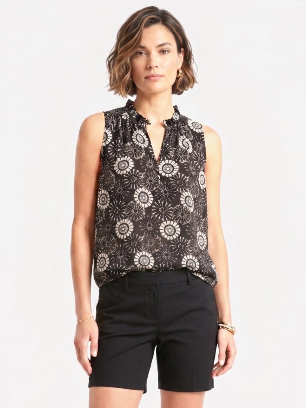 LOFT Medallion Floral Sleeveless Top XL Boho‎ Chic Minimalist Parisian Feminine